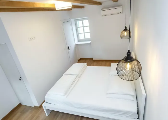 別荘 House 